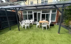 5 Bedroom House Se6