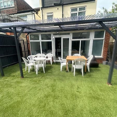 5 Bedroom House Se6 London Exterior photo