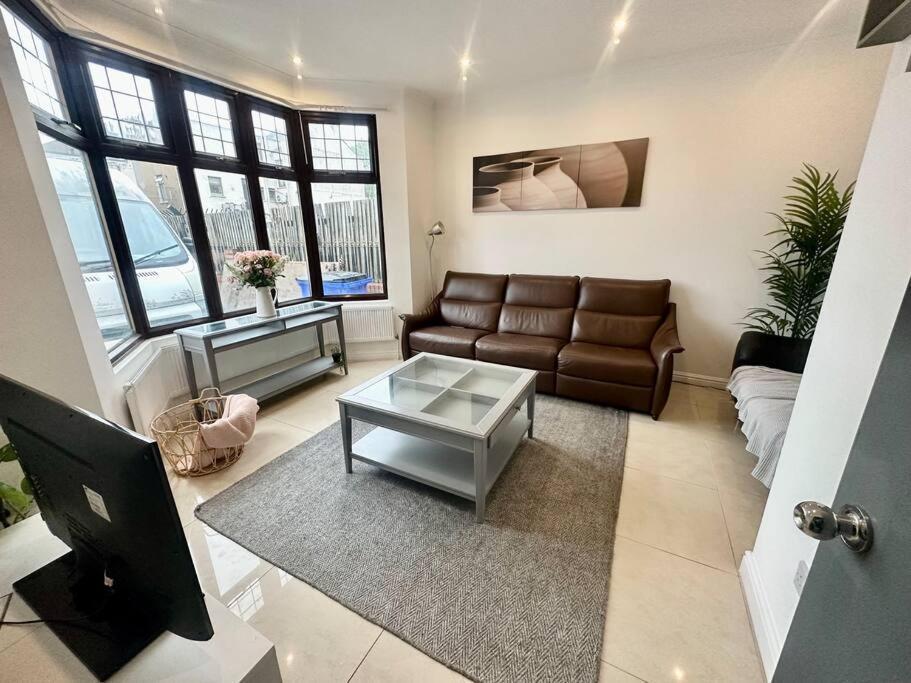 5 Bedroom House Se6 London Exterior photo